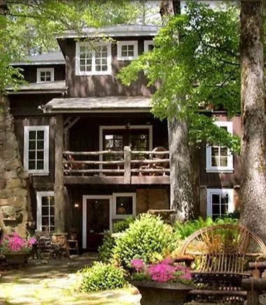 Lake Rabun Hotel